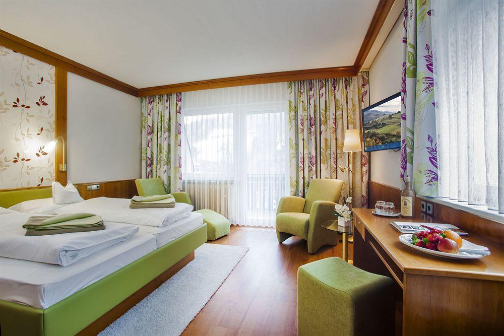 Flair Hotel Adlerbad Bad Peterstal-Griesbach Exteriör bild