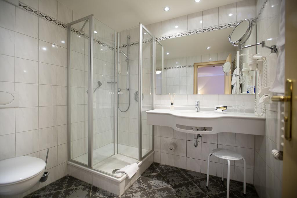 Flair Hotel Adlerbad Bad Peterstal-Griesbach Exteriör bild