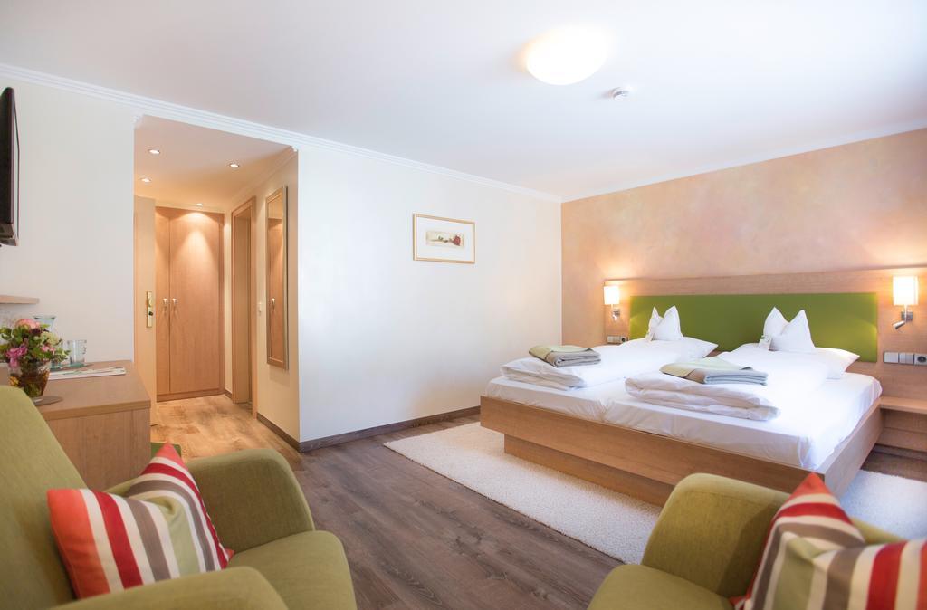 Flair Hotel Adlerbad Bad Peterstal-Griesbach Exteriör bild